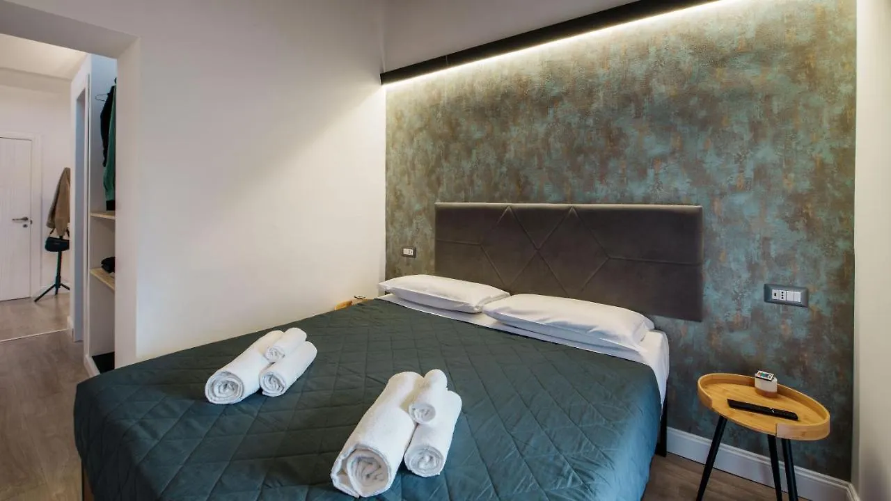 רומא Ripetta Boutique Suites בית הארחה